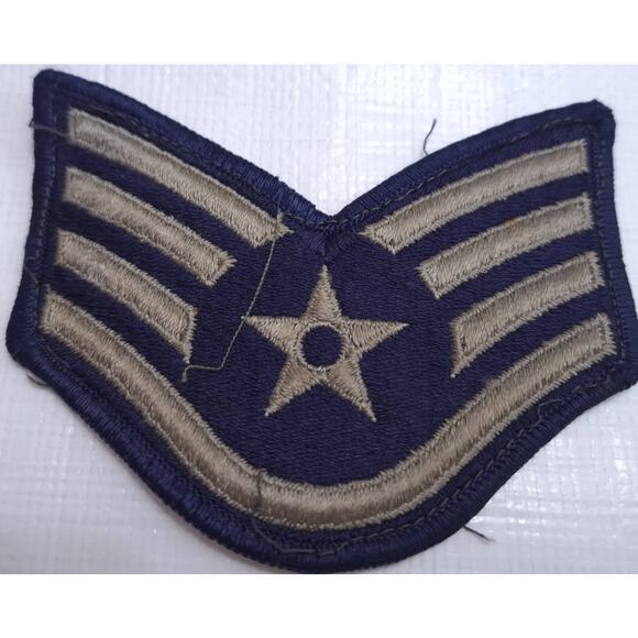 US Air Force USAF Staff Sergeant Rank Patch E 5  Vintage Dress Shirt Sleeve - Picture 1 of 4